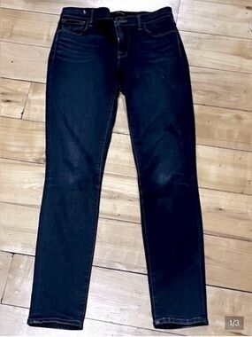 J Brand Terrace Skinny Leg Dark Wash Jeans in Size 27